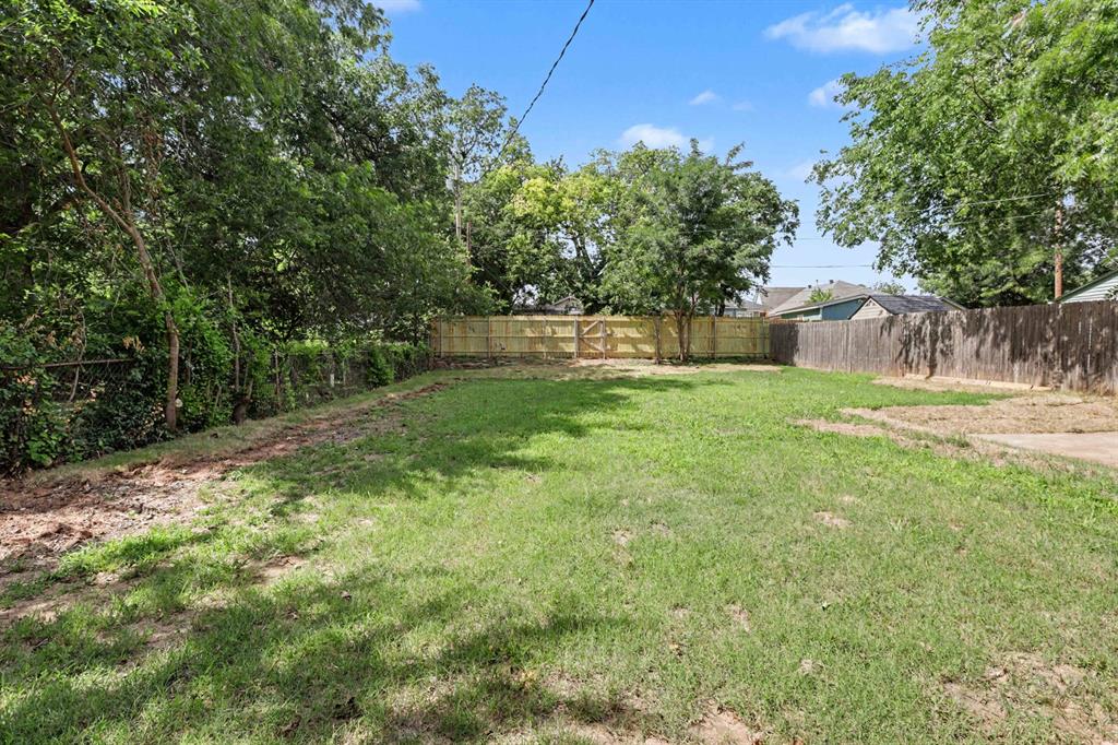 709 Nw 24th Street Property Photo 28
