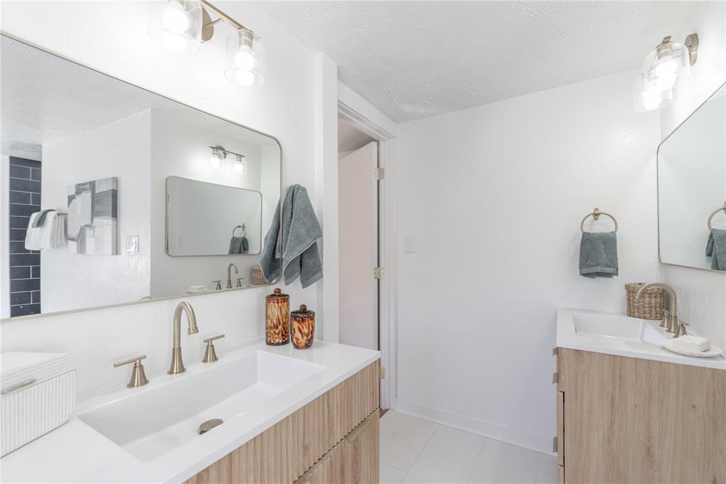 2128 Nw 25th Street Property Photo 25