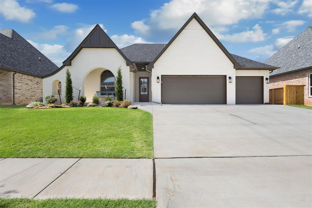12801 Cobblestone Curve Road Property Photo 1