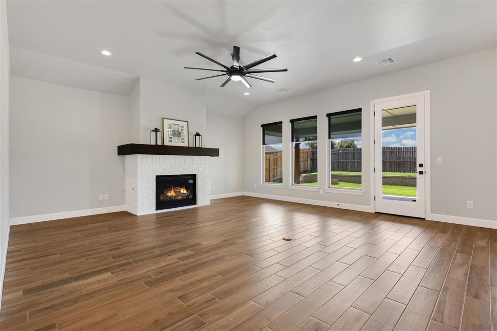 12801 Cobblestone Curve Road Property Photo 16