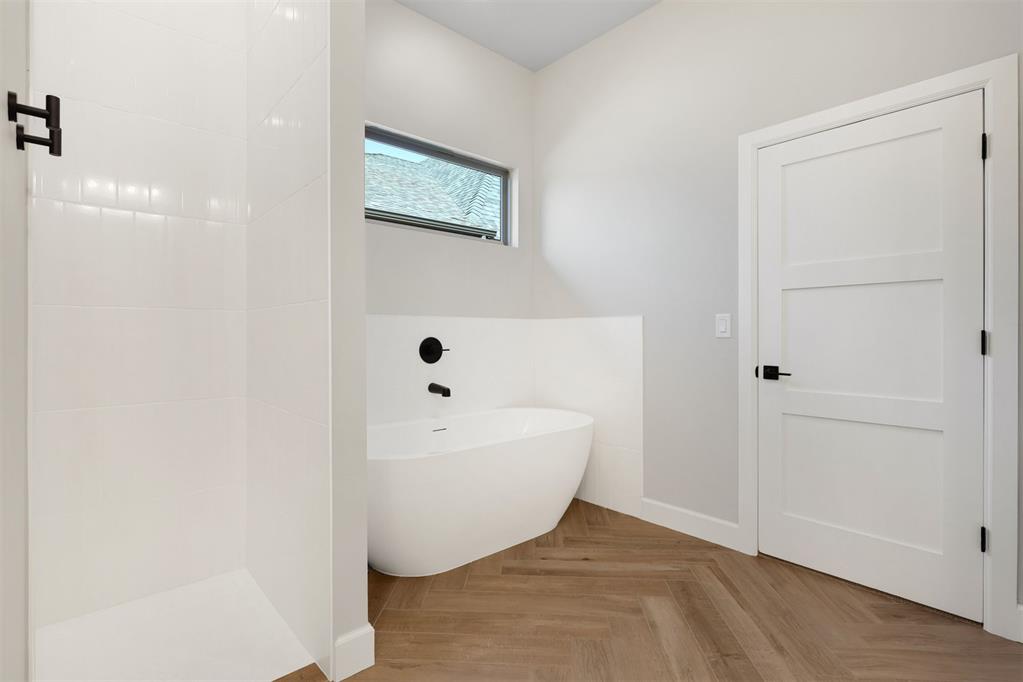 12801 Cobblestone Curve Road Property Photo 23