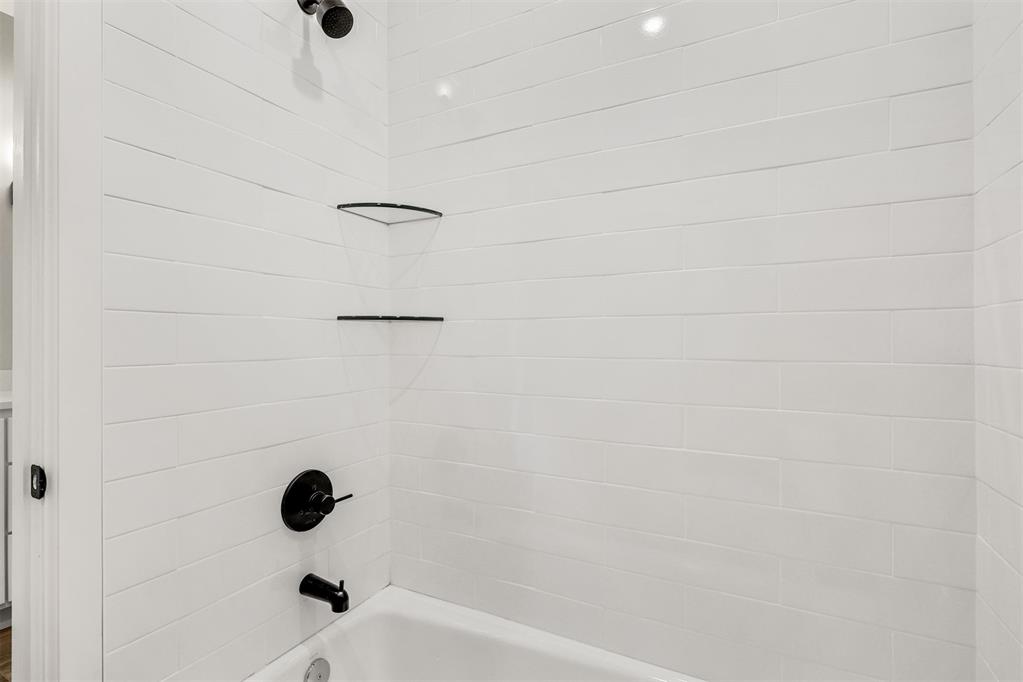 12801 Cobblestone Curve Road Property Photo 33