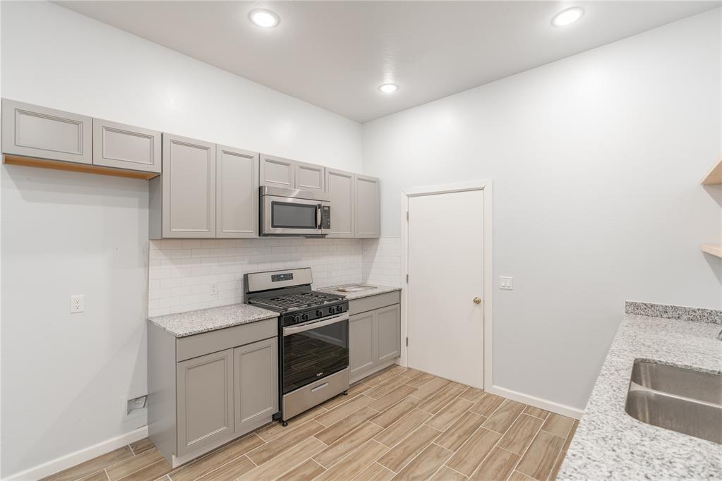 700 N Tucker Avenue Property Photo 19