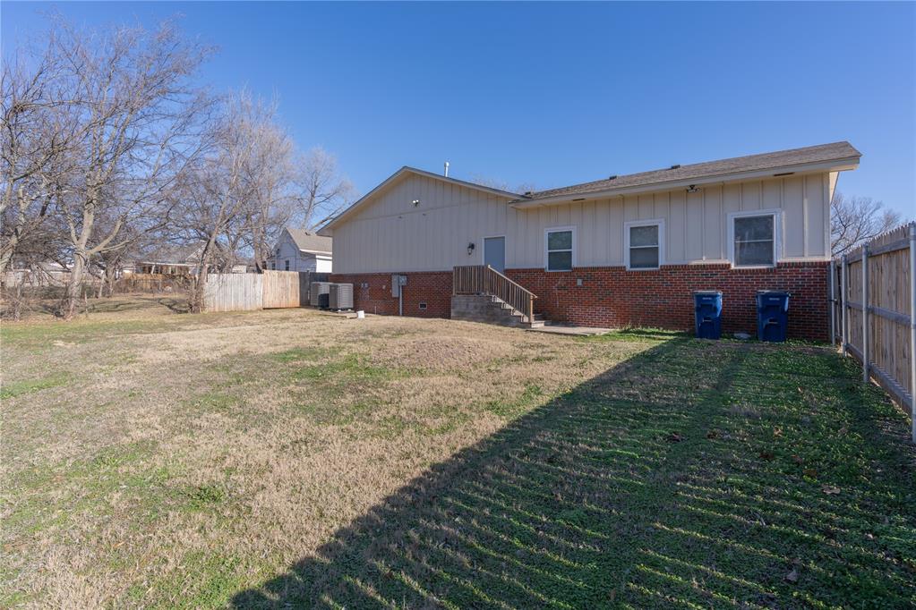 700 N Tucker Avenue Property Photo 36