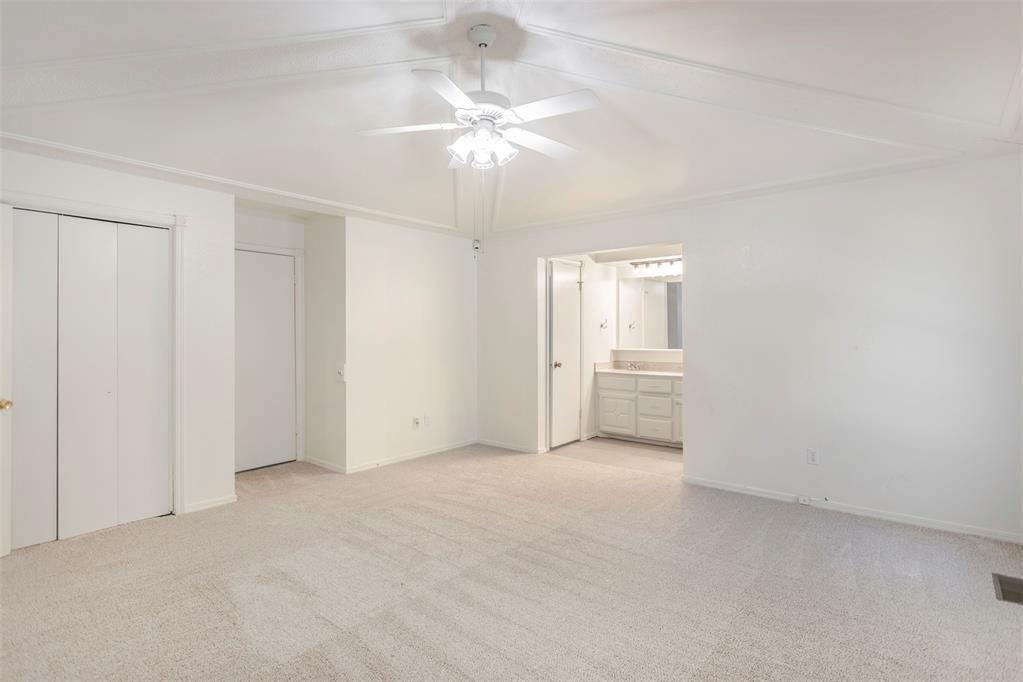 9817 Grimsbey Court Property Photo 22