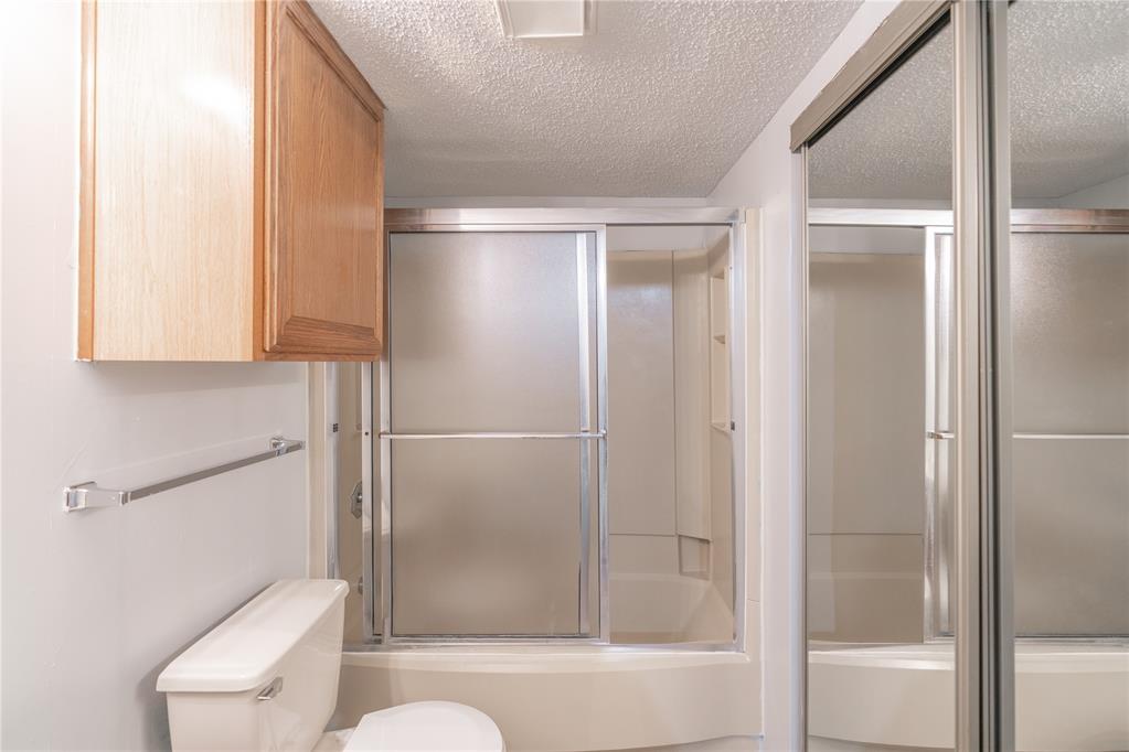 11120 Stratford Drive 429 Property Photo 18