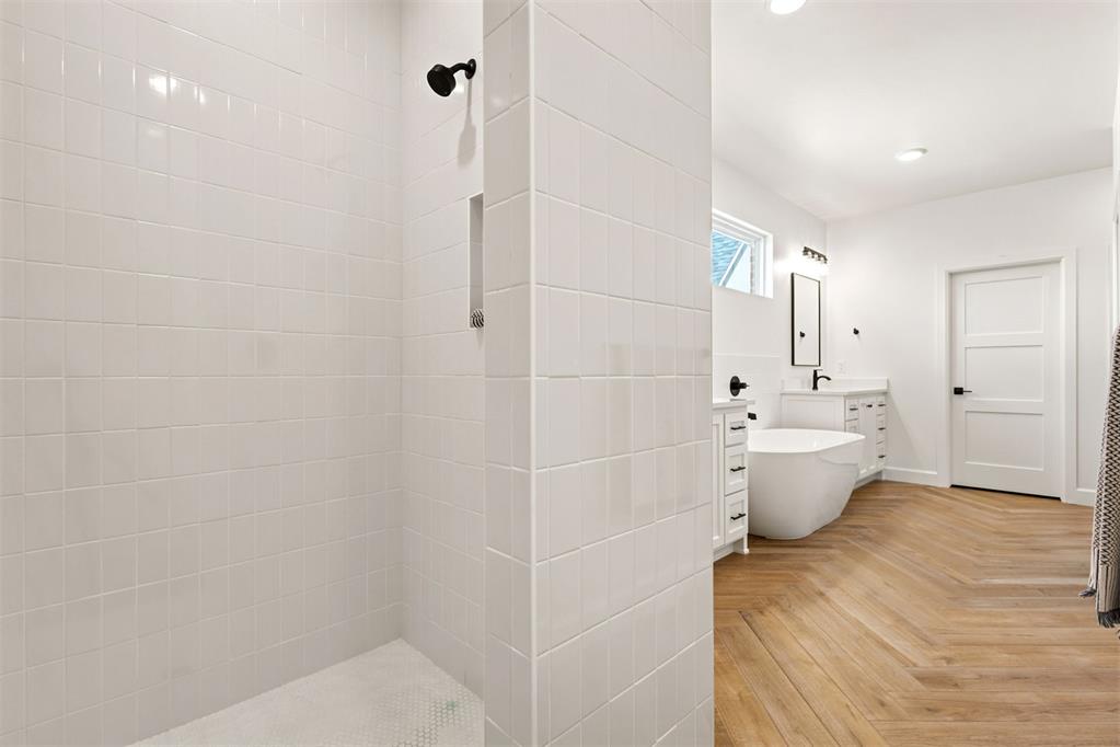 12805 Cobblestone Curve Road Property Photo 25