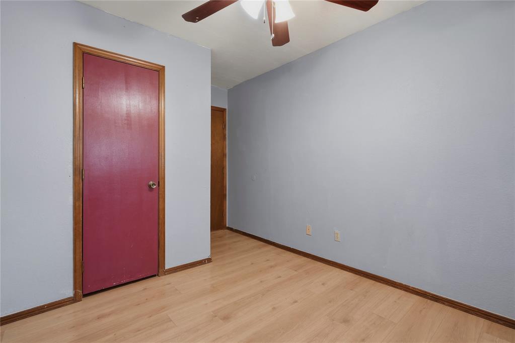 1237767 Property Photo 25