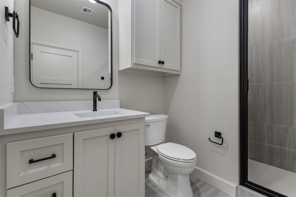 2009 Colonial Way Property Photo 38