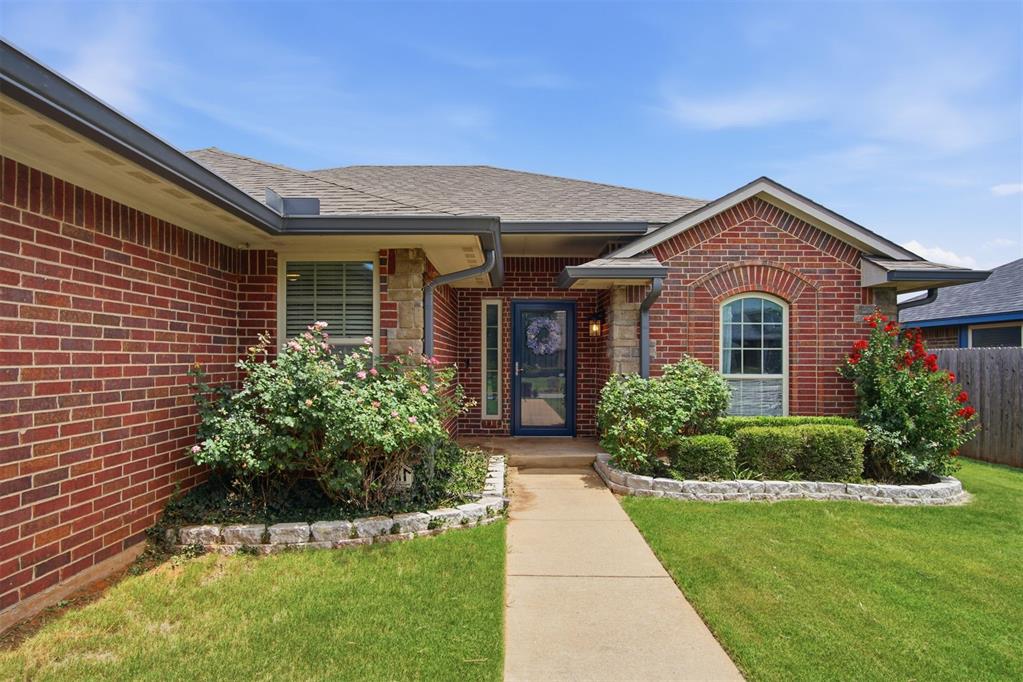 1008 Laurel Creek Drive Property Photo 4