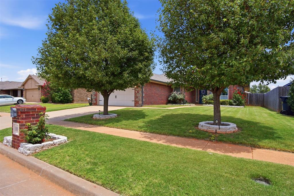1008 Laurel Creek Drive Property Photo 5