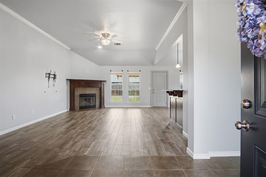 1008 Laurel Creek Drive Property Photo 6