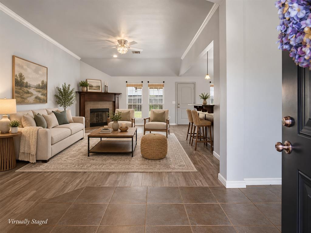 1008 Laurel Creek Drive Property Photo 7