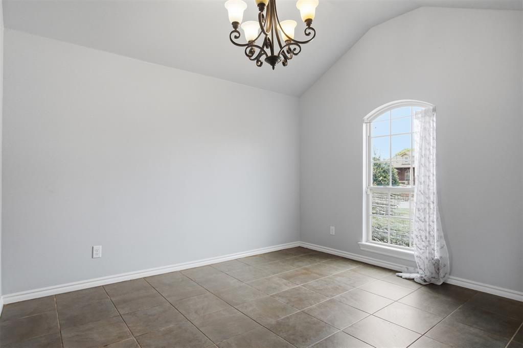 1008 Laurel Creek Drive Property Photo 13