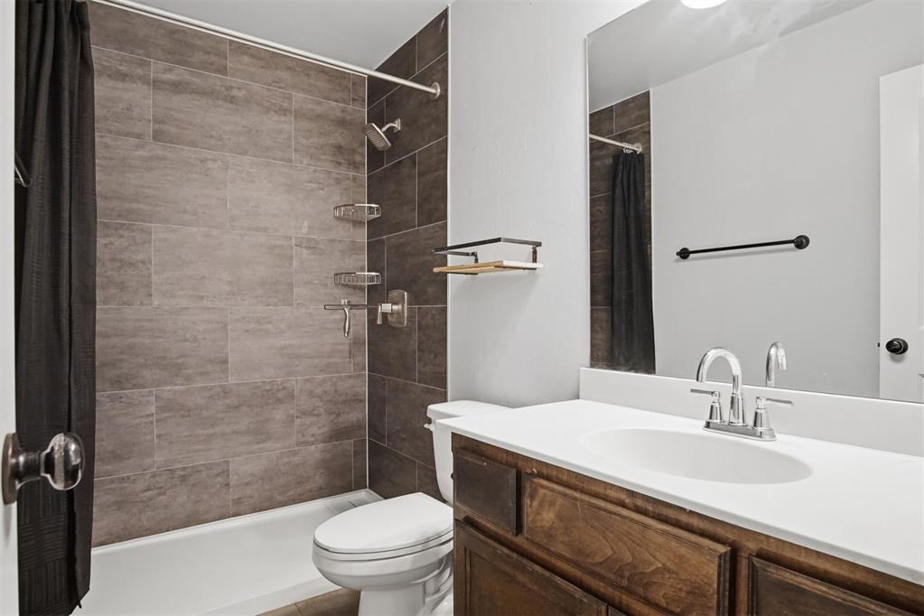 1008 Laurel Creek Drive Property Photo 26