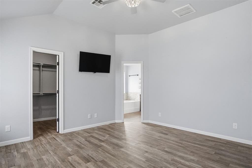 1008 Laurel Creek Drive Property Photo 32