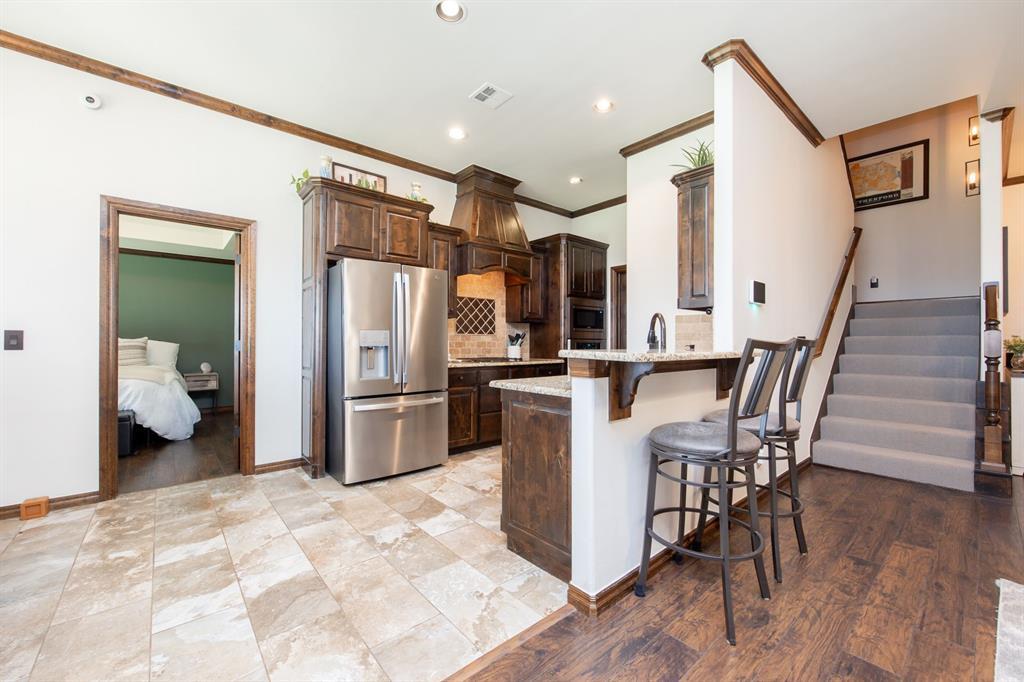 18121 Haslemere Lane Property Photo 7