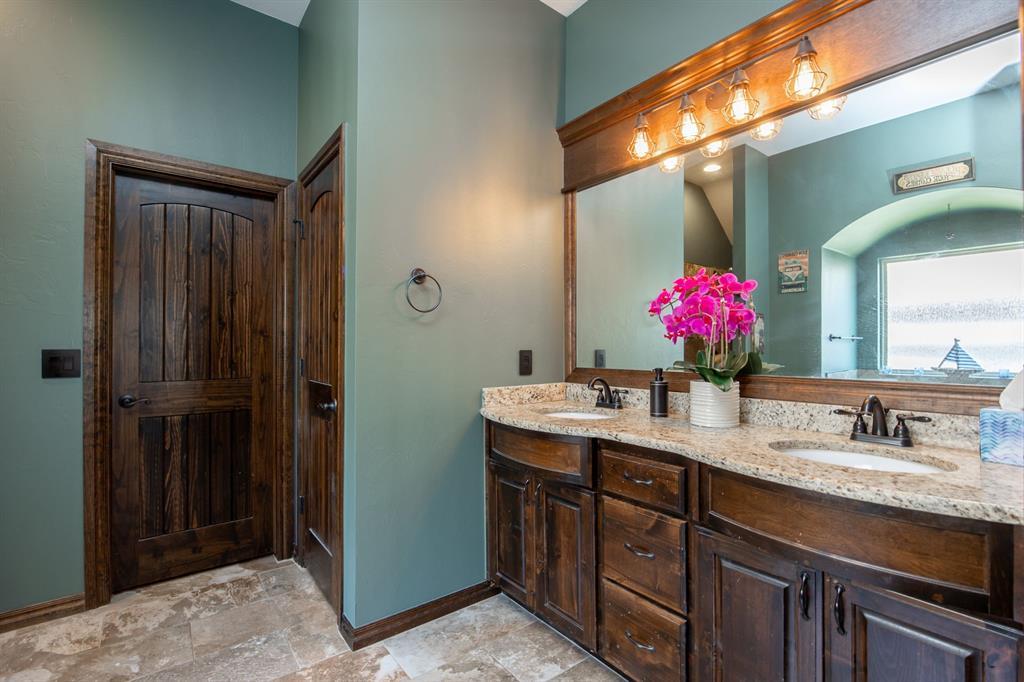18121 Haslemere Lane Property Photo 13