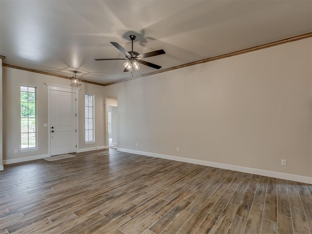 10200 Gentry Crossing Property Photo 3