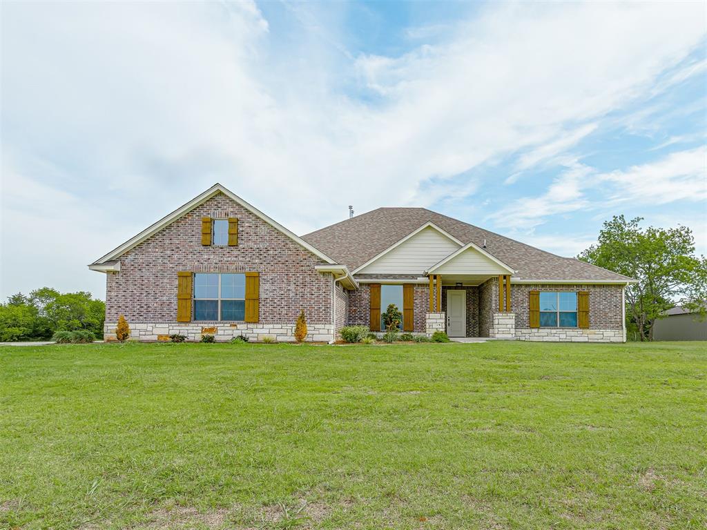 10016 Gentry Crossing Property Photo 1