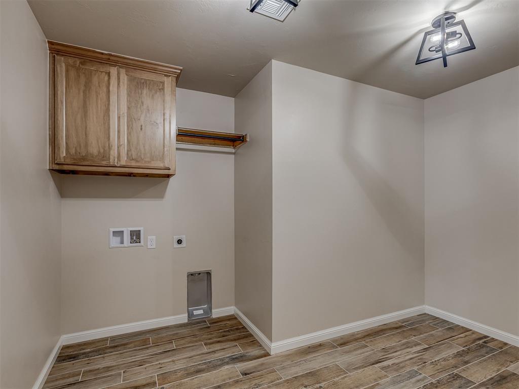 10016 Gentry Crossing Property Photo 24