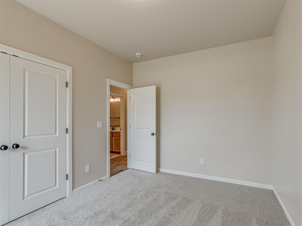 10016 Gentry Crossing Property Photo 32