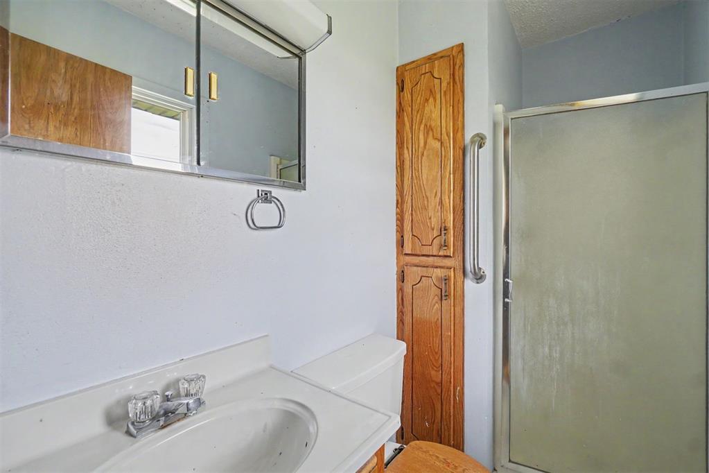 404 N Hardin Avenue Property Photo 19