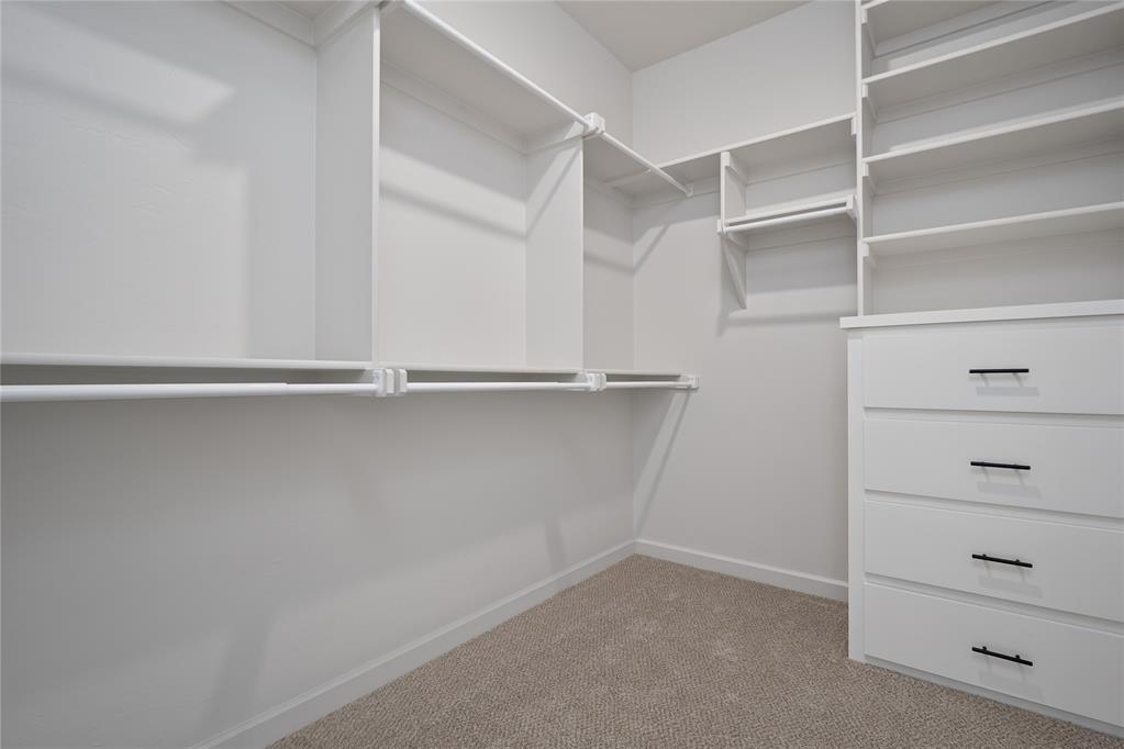 109 W Duane Drive Property Photo 22