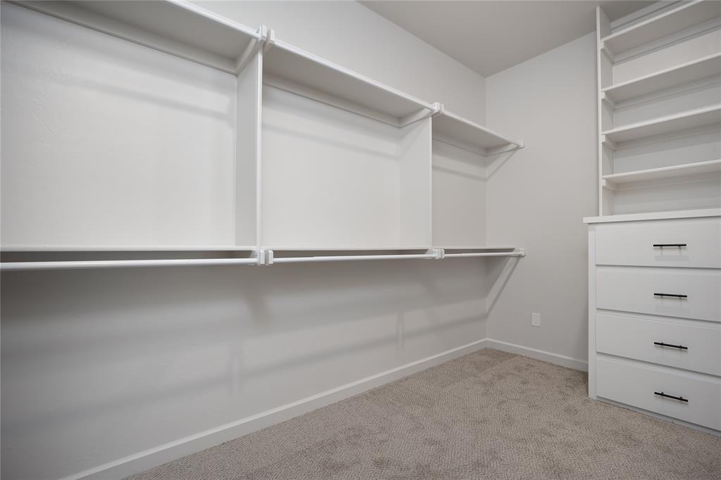 109 W Duane Drive Property Photo 23