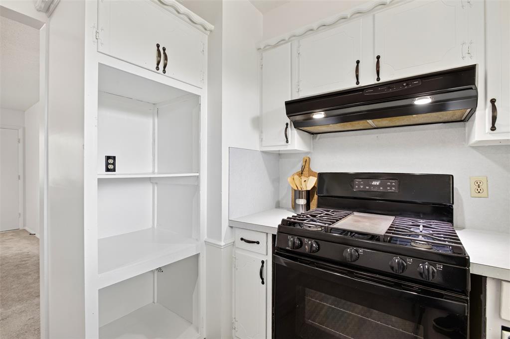 236 Southern Place Property Photo 11