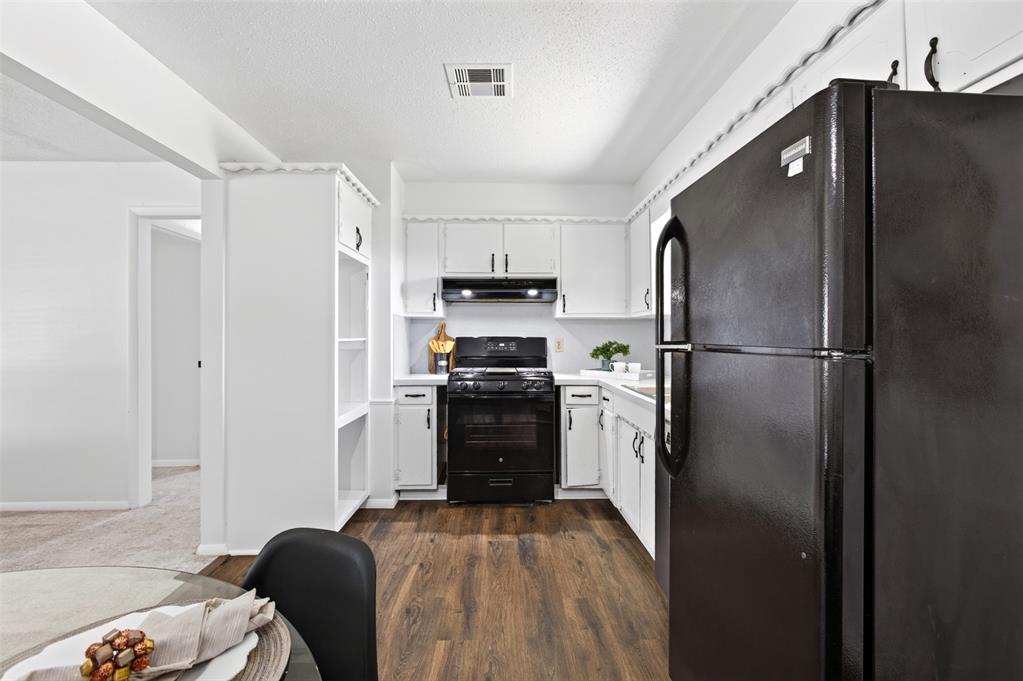236 Southern Place Property Photo 12