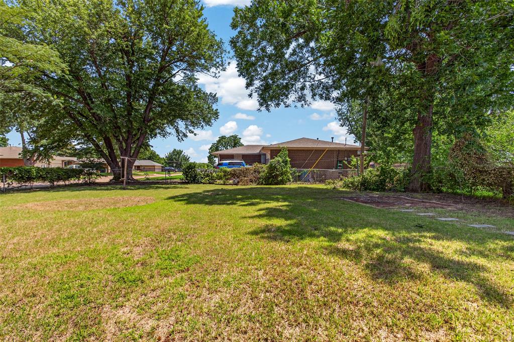 236 Southern Place Property Photo 33
