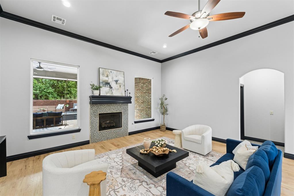 10404 Cherrywood Drive Property Photo 8