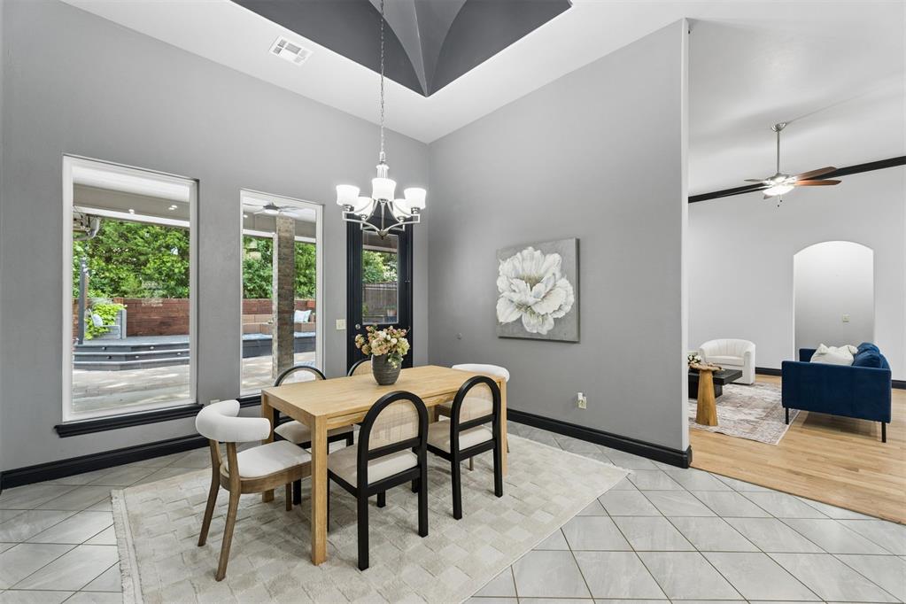 10404 Cherrywood Drive Property Photo 13