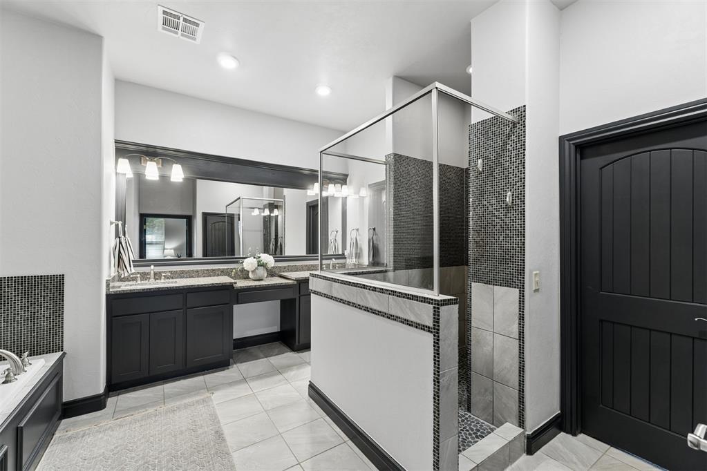 10404 Cherrywood Drive Property Photo 17