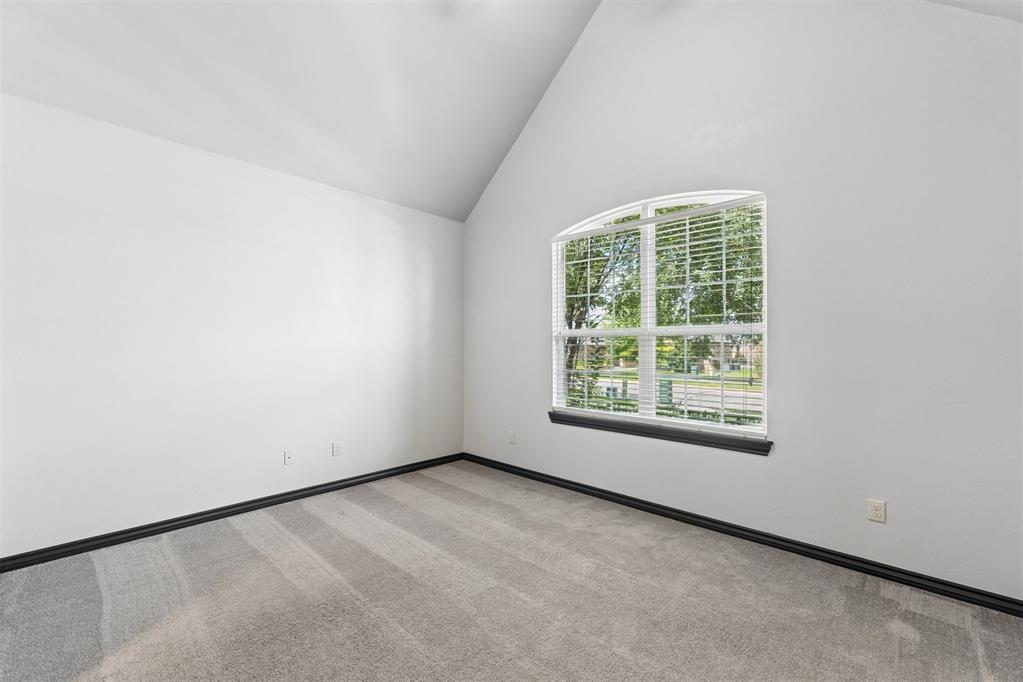 10404 Cherrywood Drive Property Photo 25
