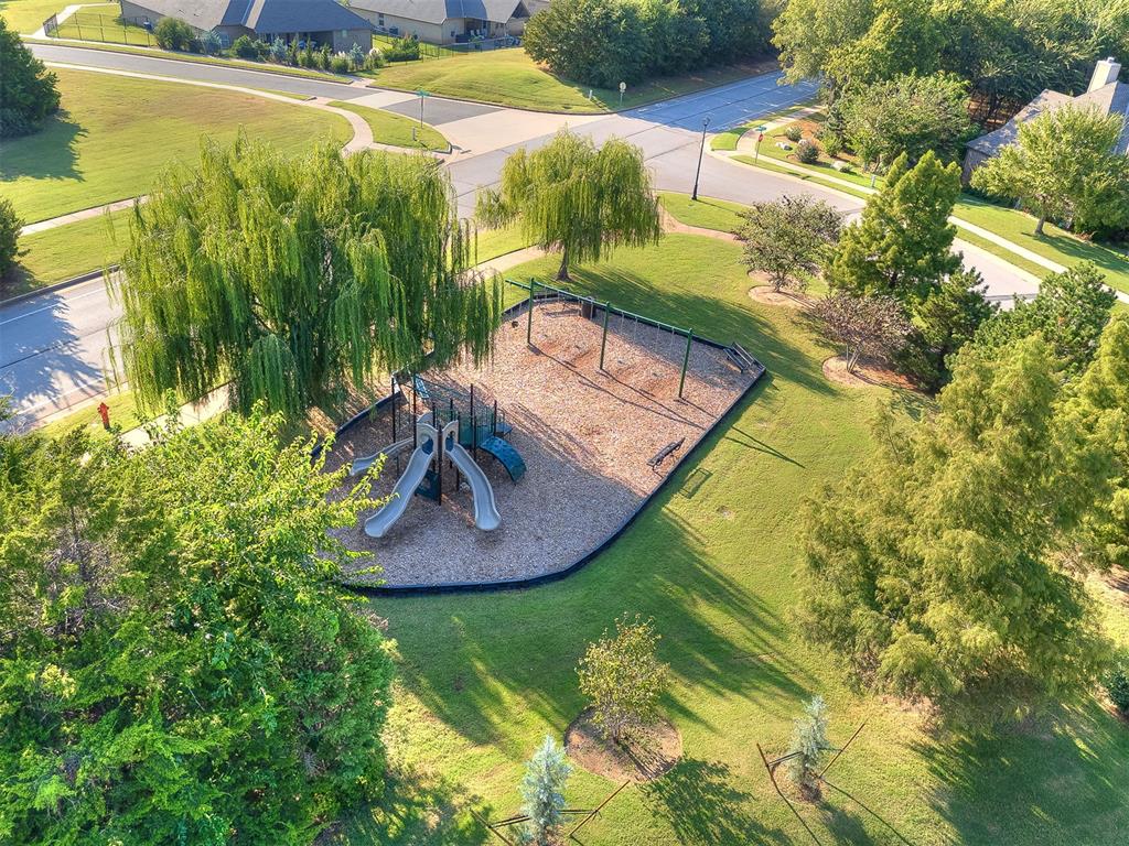 10404 Cherrywood Drive Property Photo 33