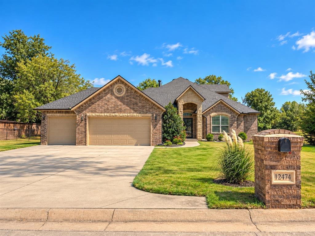 12474 Deer Valley Property Photo 1