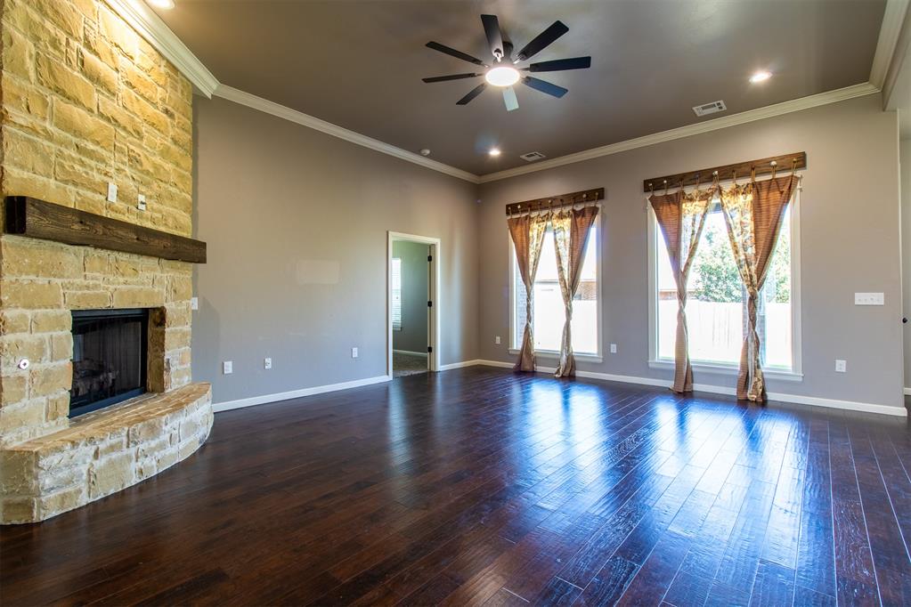 3903 Catalina Court Property Photo 4