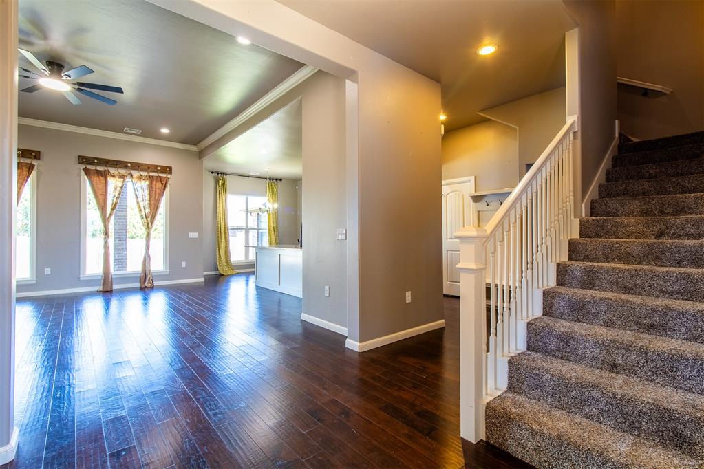 3903 Catalina Court Property Photo 4