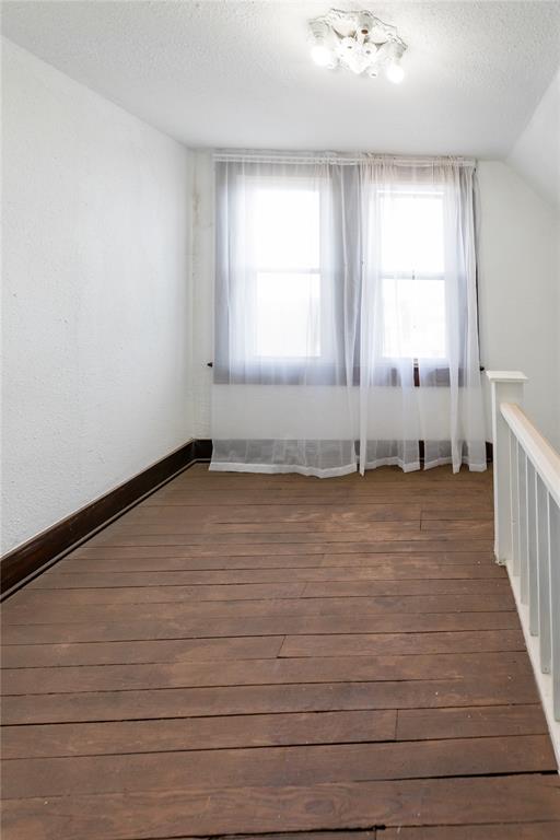 521 S Evans Avenue Property Photo 32