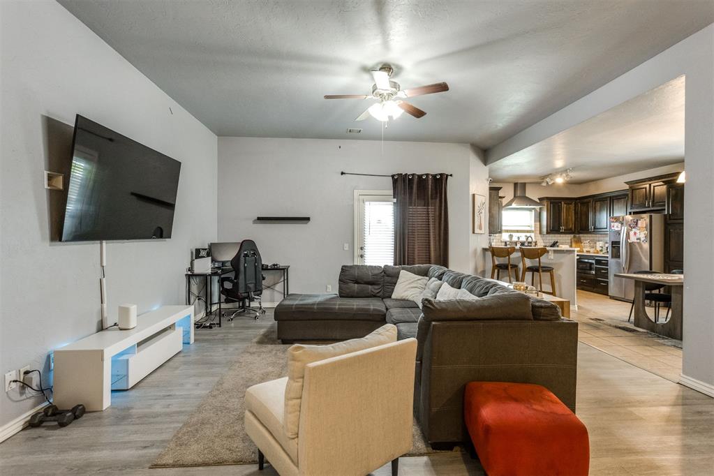 4916 Cinder Drive Property Photo 2