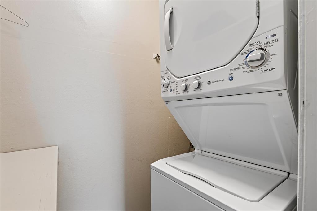 6100 N Brookline Avenue 14 Property Photo 11