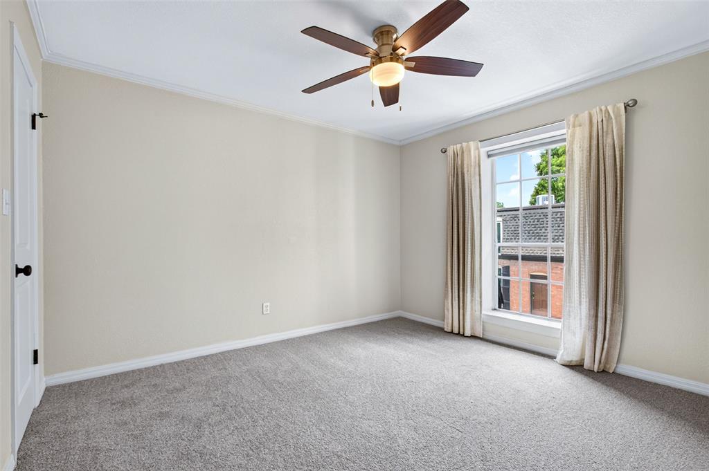 6100 N Brookline Avenue 14 Property Photo 13
