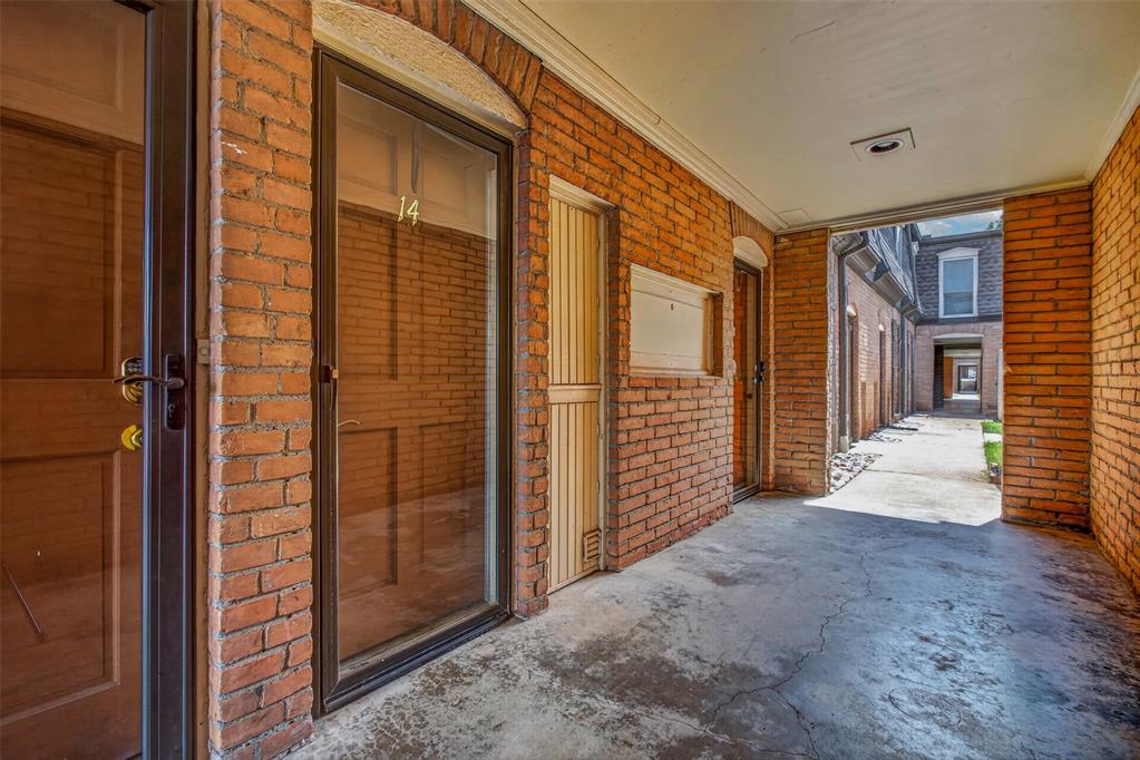 6100 N Brookline Avenue 14 Property Photo 28