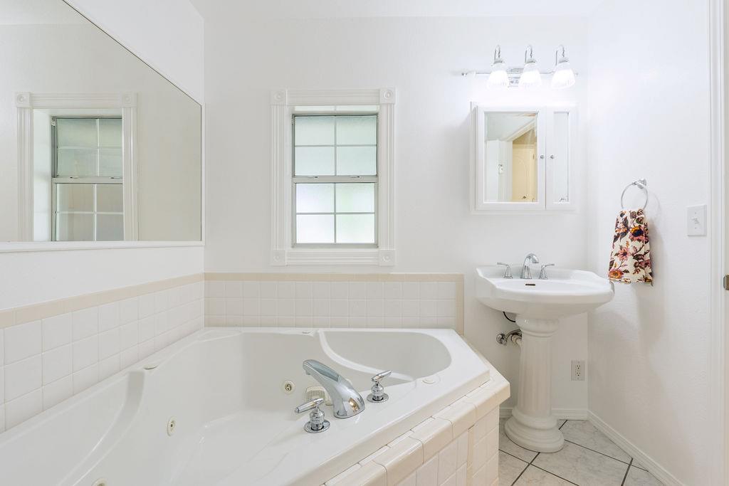 37709 Garretts Lake Road Property Photo 14