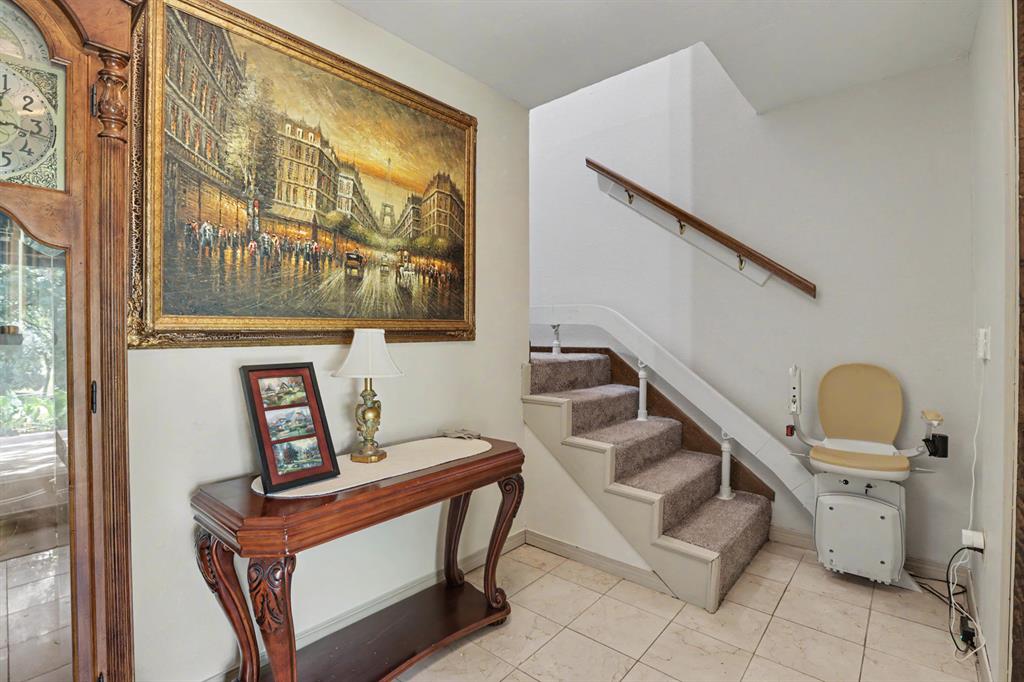 3950 W Charter Oak Road Property Photo 17