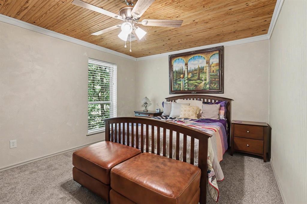 3950 W Charter Oak Road Property Photo 18