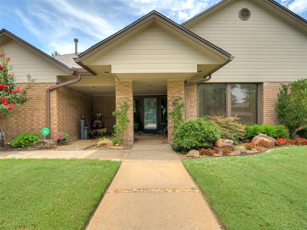 10913 Abbeywood Property Photo 3