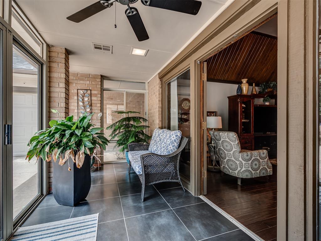 10913 Abbeywood Property Photo 12